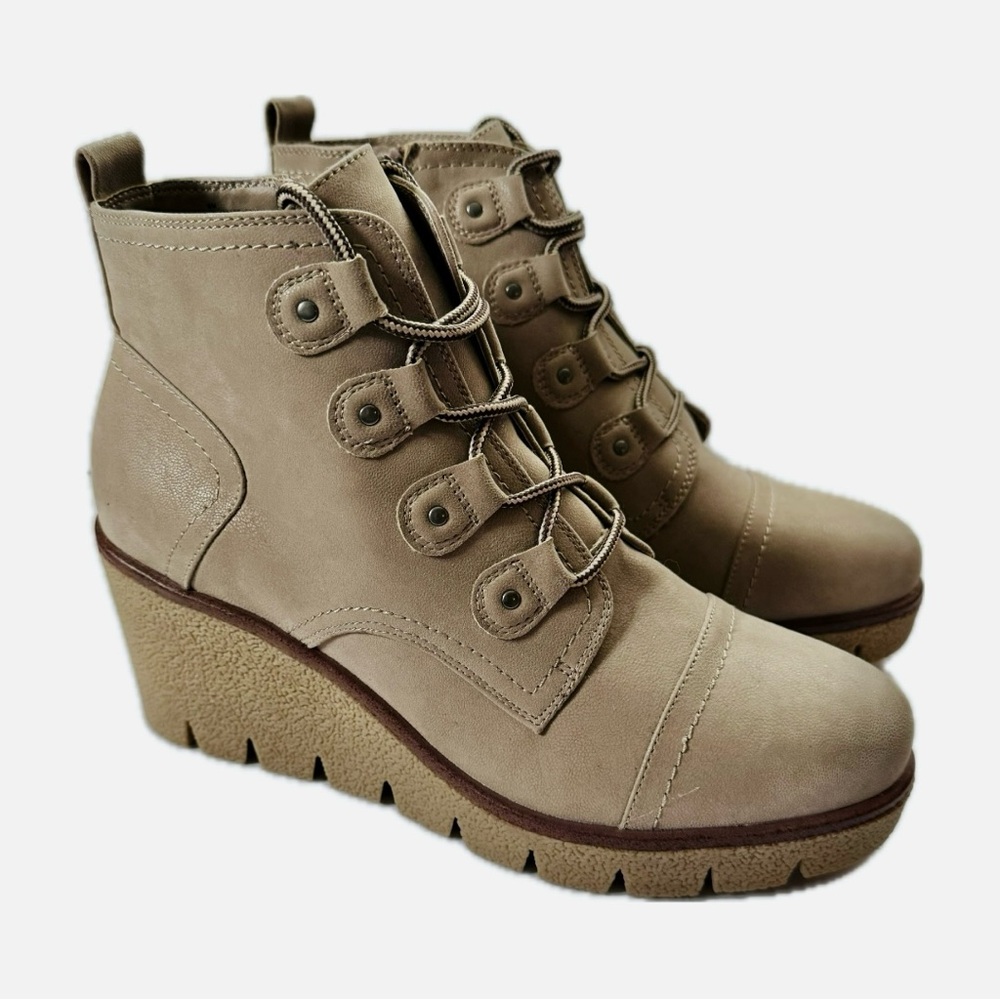 MIA Sand Beige Caitlyn Wedge Ankle Boots Size 8